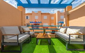 Beachfront, Pool, Terrace, Garage & Fibre Internet